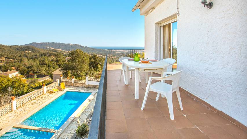 Casa rural para 7 personas, con Terraza y Jardín en Llagostera - 2