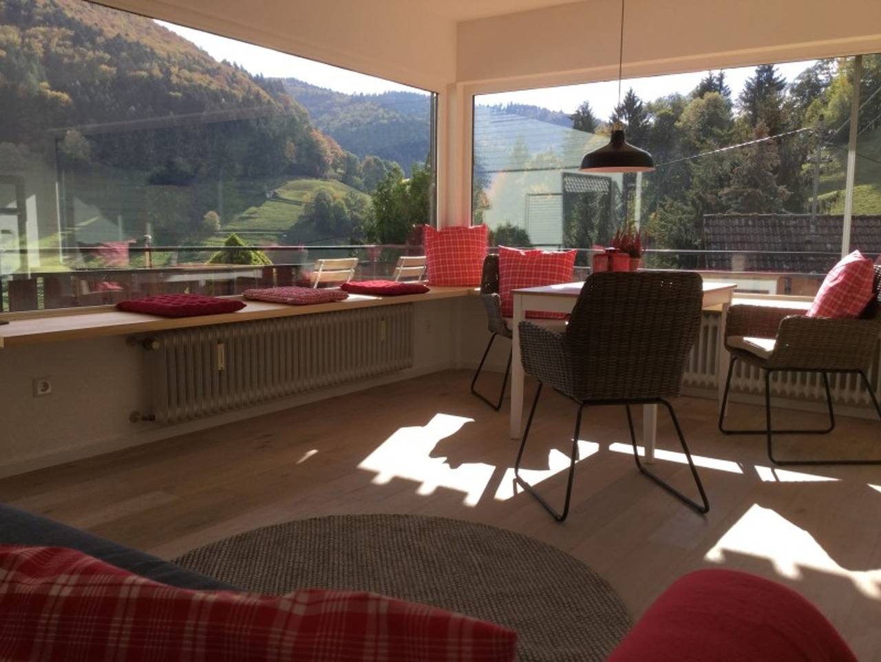 Ganze Ferienwohnung, Erikas Haus - Ferienwohnung Laitschenbach, 55qm, 1 Schlafraum, Balkon, max. 4 Personen, 1.Og in Obermünstertal, Münstertal
