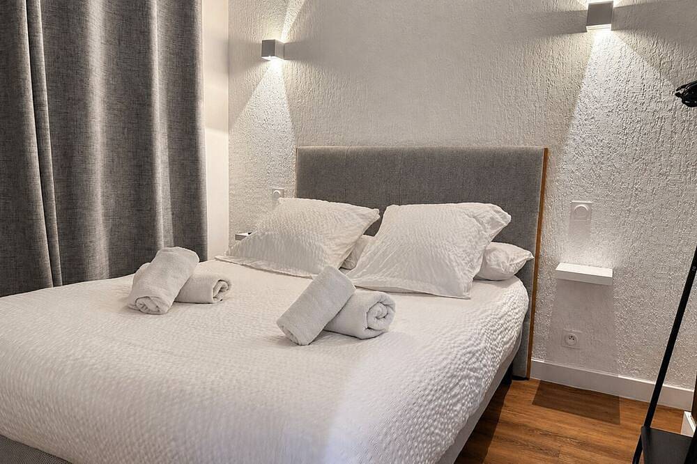 Entire apartment, Phoebus:Arrivée autonome-Netflix-Clim-Linge Inclus in Romorantin-Lanthenay, Sologne