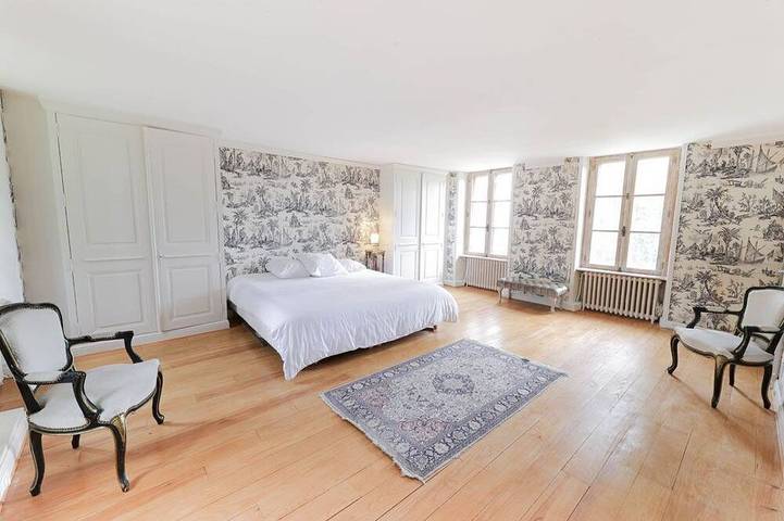 Location de vacances pour 21 personnes, avec jardin à Villecerf - 3