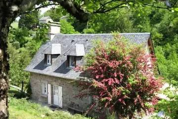 Cottage pour 4 personnes, avec terrasse à Gimel-les-Cascades
