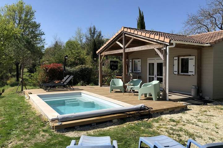 Gîte pour 6 personnes, avec Terrasse et Jardin à Saint-Paul-Lizonne