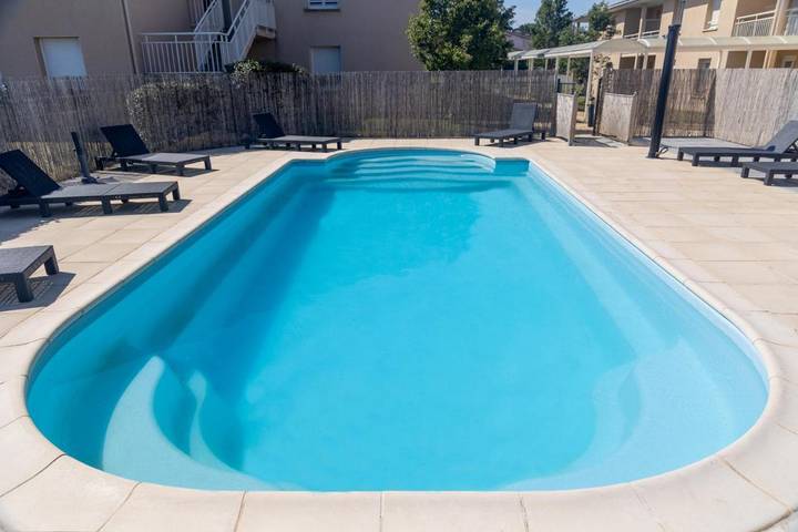 Appartement de vacances pour 4 personnes, avec Terrasse ainsi que Jardin et Piscine dans les Deux-Sèvres - 3