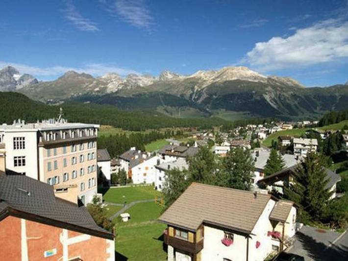 Ferienwohnung für 5 Personen, mit Garten in Pontresina - 2