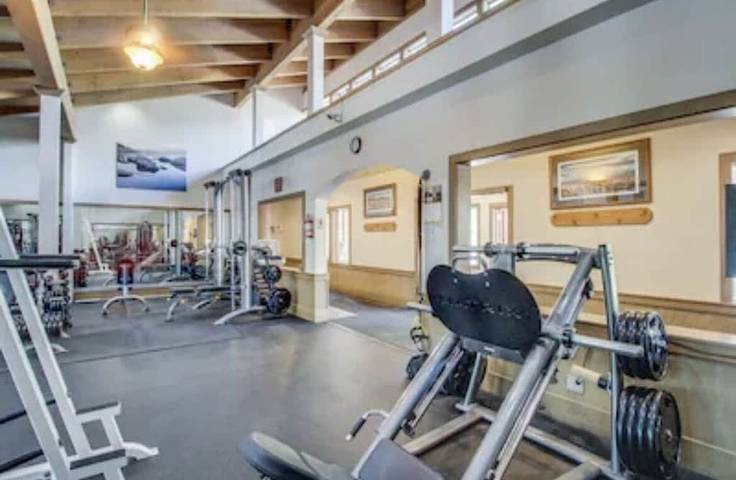 Vacation house for 8 people, with terrace and pool as well as hot tub and sauna by Lake Tahoe