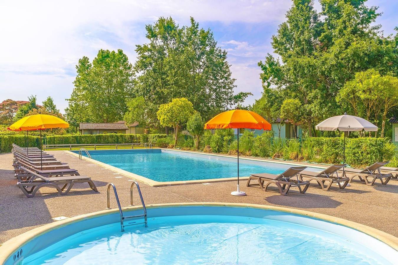 Chalet pour 7 personnes avec piscine in Castelmoron-sur-Lot, Région de Marmande