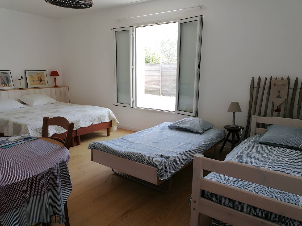 Chambre d’hôtes « Fleur de Sel » avec terrasse privée, jardin commun et Wi-Fi in L'Houmeau, Région de La Rochelle