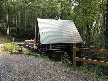 Glamping for 5 Guests in Blue Ridge Mountains, North Carolina, Picture 2