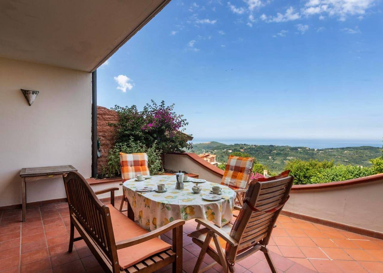 Five-Bedroom House in Magomadas, Planargia