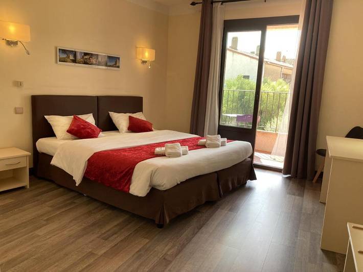 Hôtel pour 3 personnes, avec terrasse, animaux acceptés à Capendu - 3