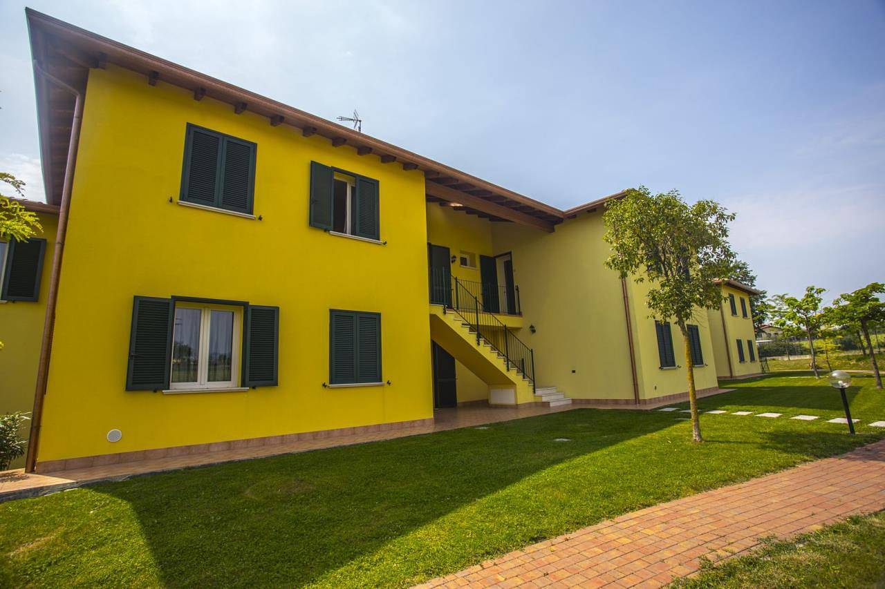 Ganze Wohnung, Residenz Karina Dreizimmer-Wohnung Trilo für 6 Personen in Moniga del Garda, Gardasee-Berge