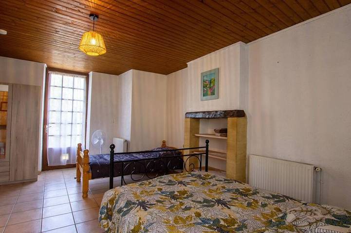 Gîte pour 4 personnes, avec jardin à Montferrand-du-Périgord - 4