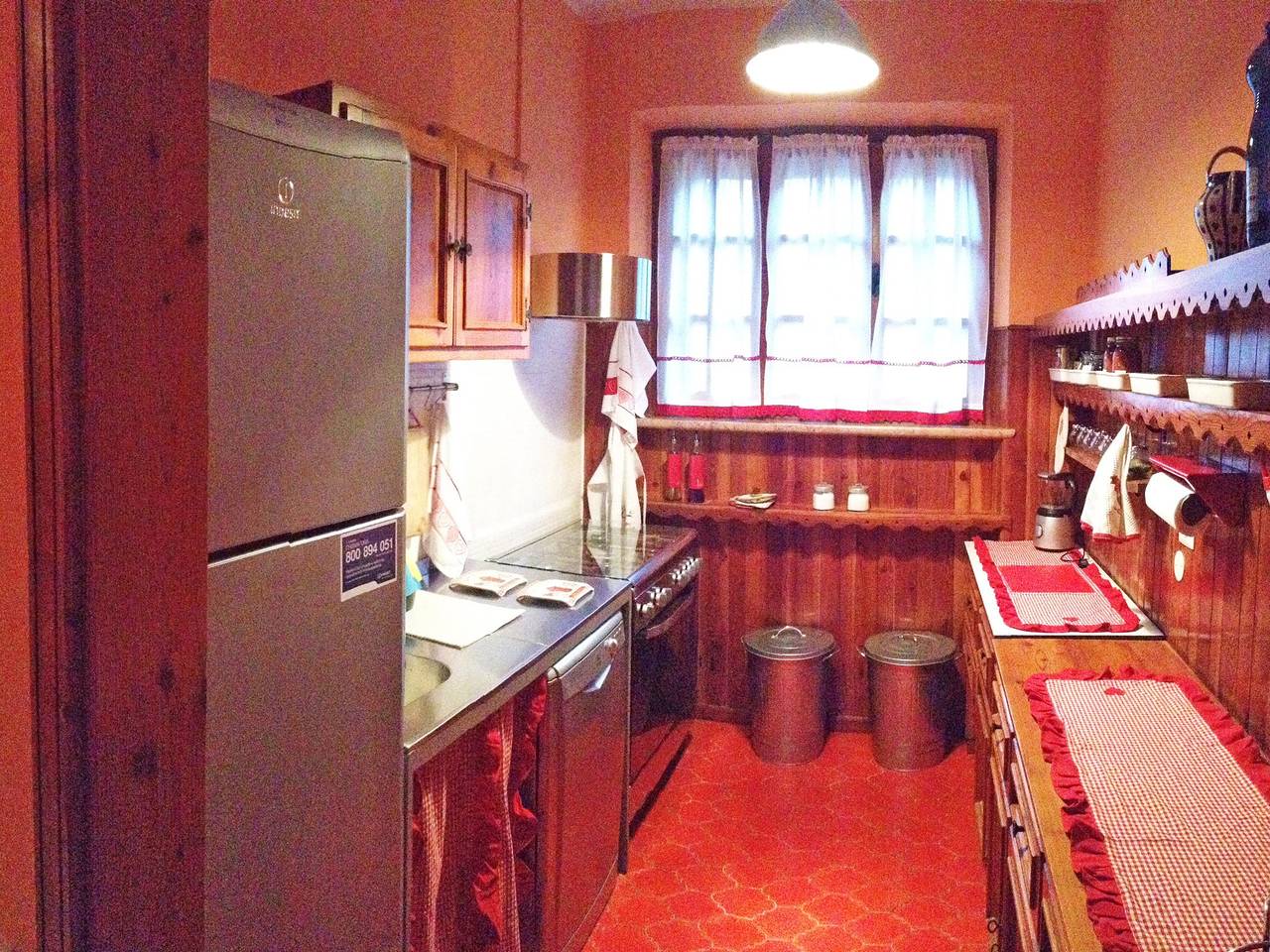 Geräumige Villa in Torri del Benaco mit eigenem Pool in Torri del Benaco, Gardasee-Berge