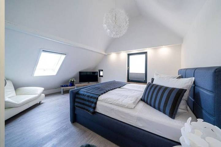 Ferienhaus für 6 Personen, mit Whirlpool und Balkon sowie Garten und Sauna in Zirkow - 2