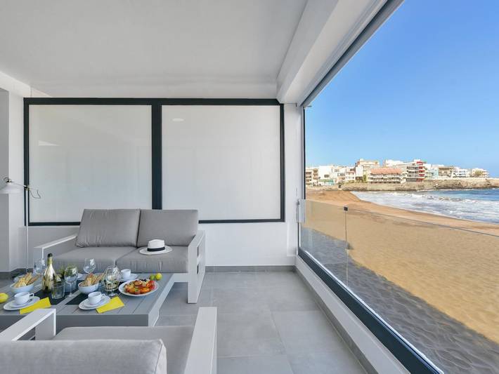 Apartamento para 4 personas, con Terraza y Jardín en Telde