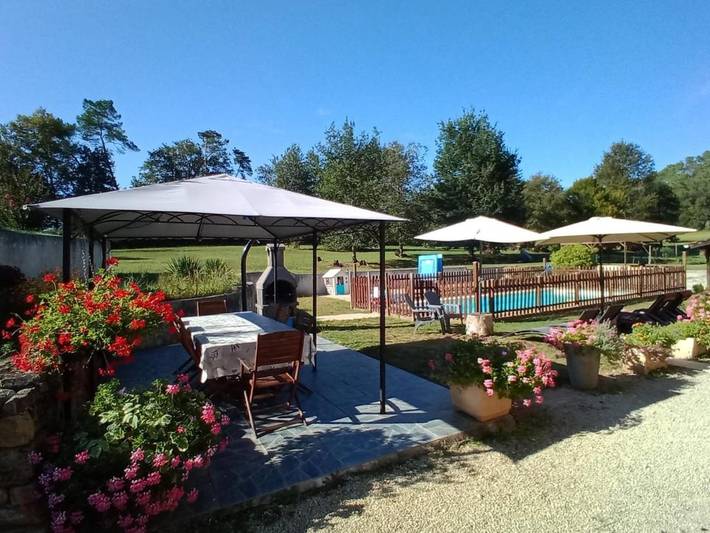 Maison d’hôte pour 8 personnes, avec piscine et jardin, adapté aux familles dans le Lot - 2