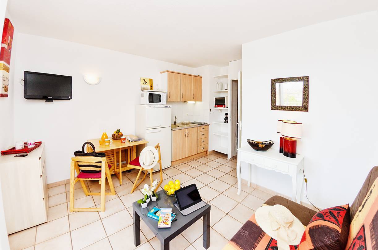 Apartamento vacacional entero, Pretty Studio 4 pers, 250 meters from the Beach with Heated Pool & Tennis in La Londe-les-Maures, Parque nacional Port-Cros