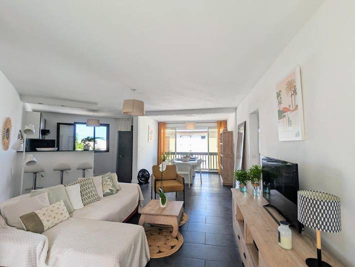 Gîte pour 4 personnes, avec vue dans Office De Tourisme De Saint Paul - 4