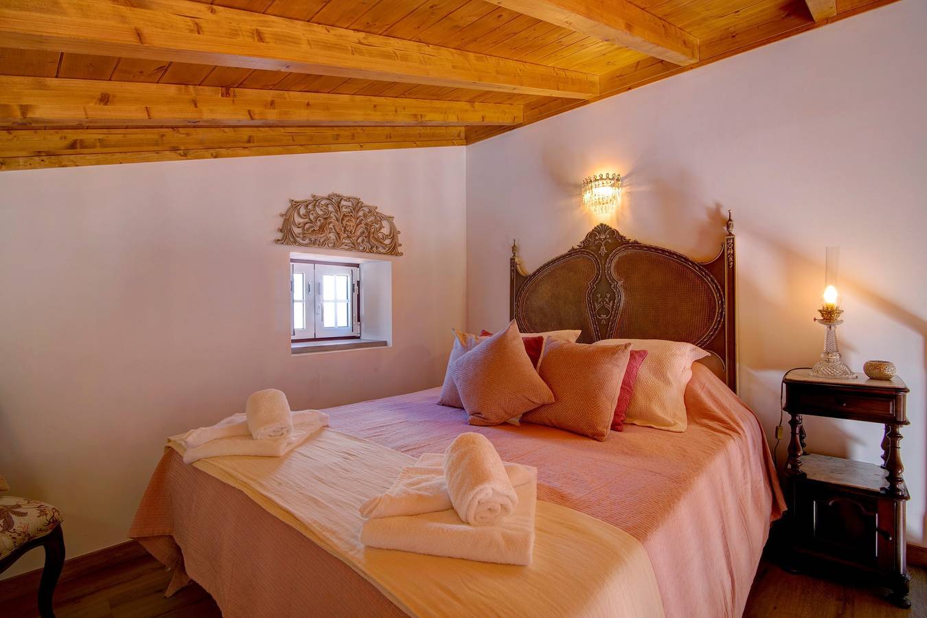 Casa vacanze 'Villa Oliva Al - T4' con vista montagne, piscina, terrazza e A/C in Moncarapacho, Parque Natural da Ria Formosa