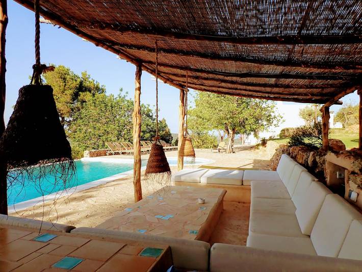Villa für 18 Personen, mit Terrasse und Garten sowie Pool auf Ibiza