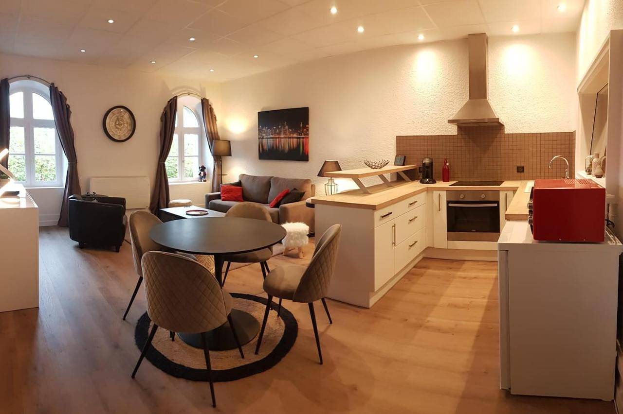 Appartement entier, Ptit Montciel sur les hauteurs de Lons in Lons-le-Saunier, Jura