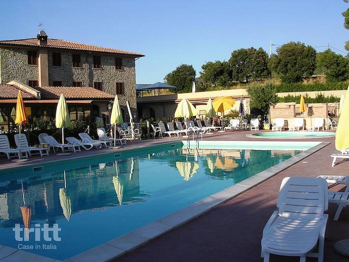 Agriturismo per 2 persone, con terrazza e balcone/terrazza a Santa Luce