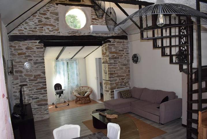 Location de vacances pour 6 personnes, avec Terrasse et Vue à Trébas