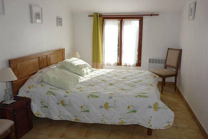 Location de vacances pour 6 personnes, avec jardin et terrasse à Pontevès - 2