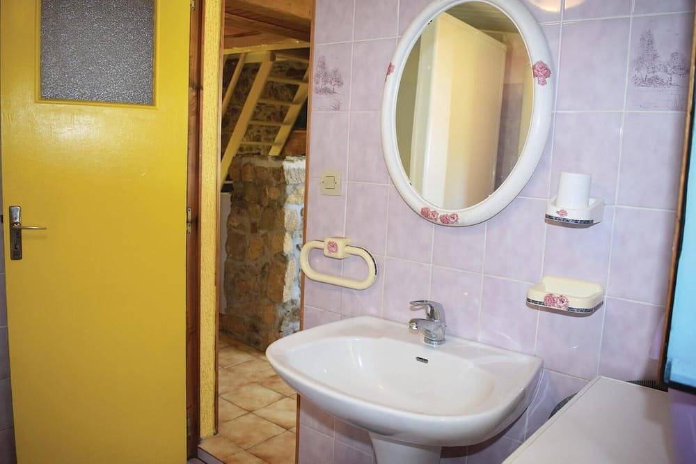 Schönes 1-Zimmer-Haus in Pleubian in Pleubian, Rosa Granitküste