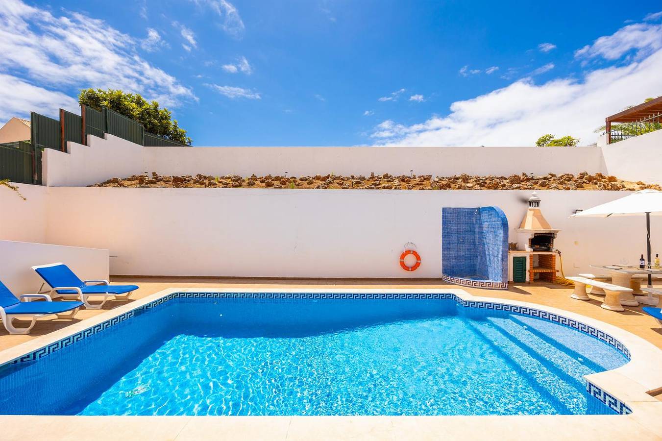 Villa für 7 Personen mit Balkon in Vale de Santa Maria, Albufeira