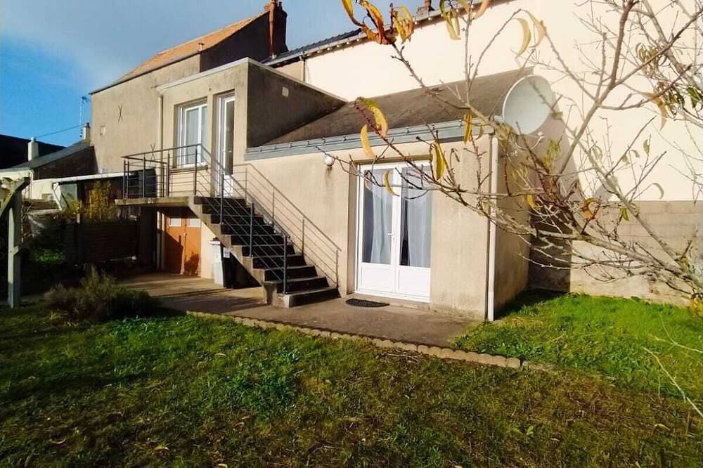 Apartamento entero, T'relax - Studio Lumineux et Calme Avec Jardin in Sablé-sur-Sarthe, Sarthe