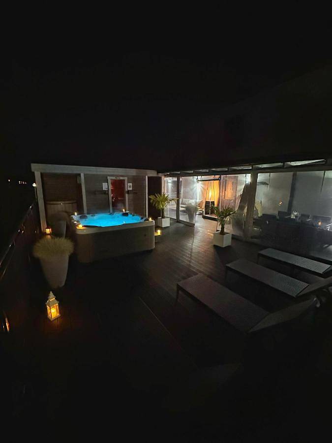 Obiekt b&b dla 2 osób, z sauna i jacuzzi oraz ogród i balkon w Jastrzębia Góra