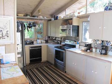 Vacation House for 9 Guests in Aquinnah, Martha's Vineyard, Picture 4