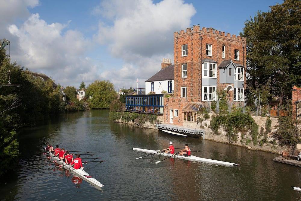 Apartamento entero, Apartamento de lujo con vistas al río en el centro de la ciudad. in Oxford, Oxfordshire