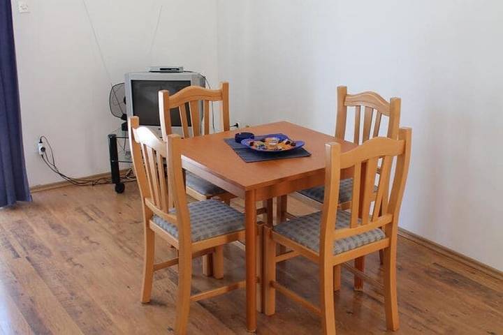 Ferienwohnung für 3 Personen, mit Terrasse und Pool in Grad Dubrovnik - 4