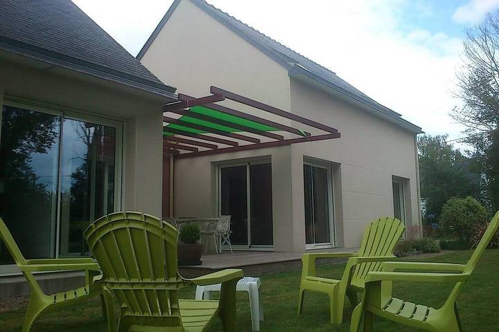 Location de vacances pour 5 personnes, avec jardin et terrasse à Péaule