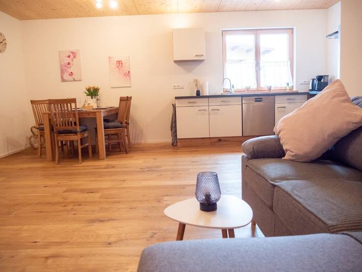 Ferienwohnung für 2 Personen, mit Balkon und Garten sowie Seeblick in Wangen im Allgäu
