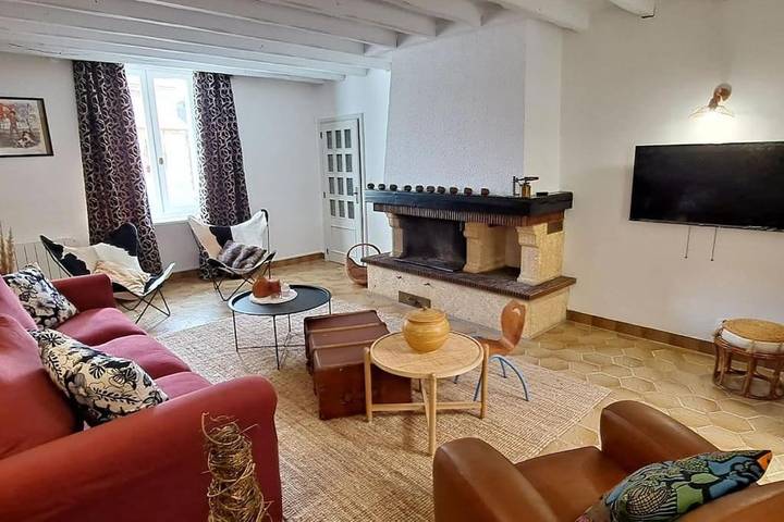 Location de vacances pour 15 personnes, avec jardin et terrasse à Cauroy-lès-Hermonville - 4