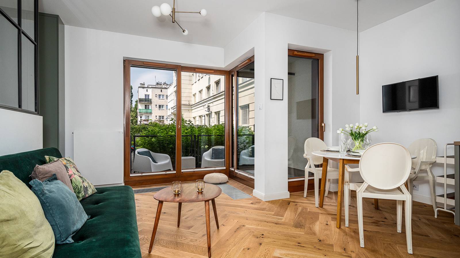 Ganze Ferienwohnung, Sun&Snow Rezydencja Łazienki Park - Apartment 26 in Warschau Stadtmitte, Warschau