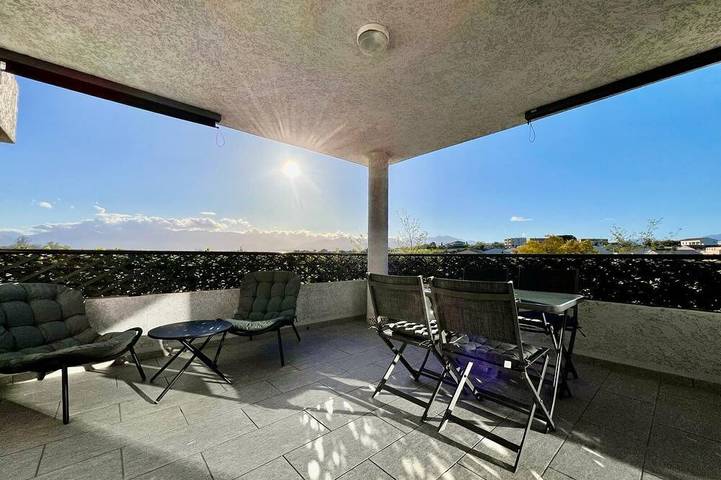 Appartement de vacances pour 4 personnes, avec terrasse, animaux acceptés