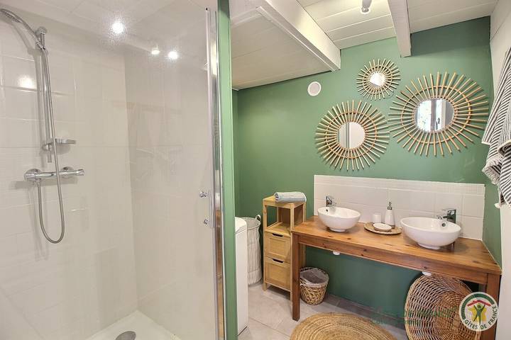 Gîte pour 4 personnes, avec jardin à Langoat - 4