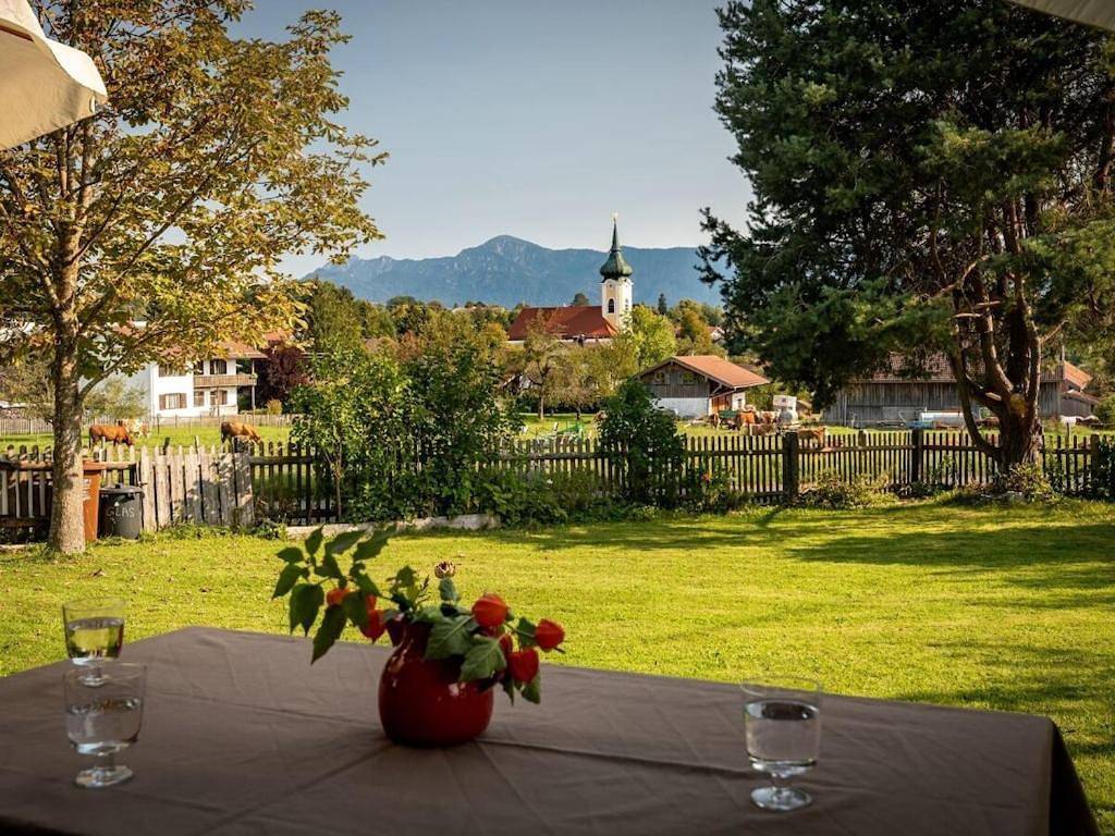Holiday home with 3 bedrooms in Seehausen am Staffelsee, Das Blaue Land