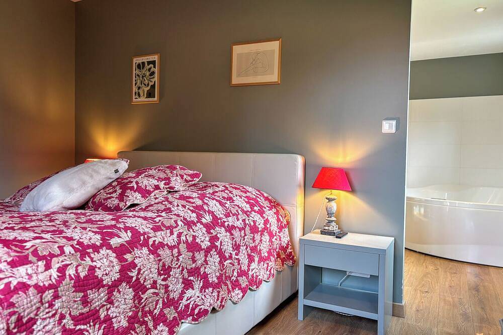 Cottage Les Pommiers - Nordic bath - 10km from Honfleur - 6 People in Manneville-la-Raoult, Bernay region