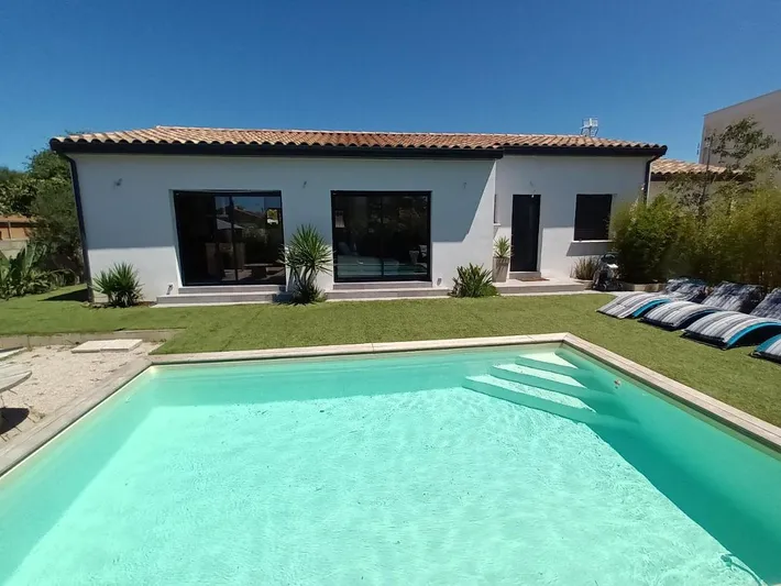 Chalet para 8 personas, con piscina - 1