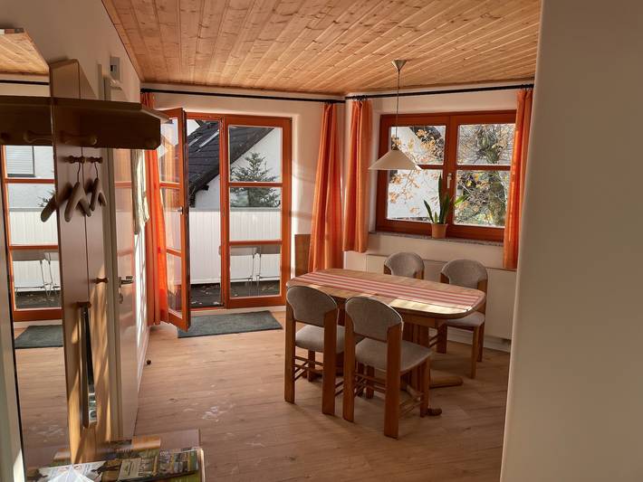 Ganze Wohnung, Ferienwohnung Fernblick - Ferienwohnung Fernblick (61qm) mit großer Loggia in Hilchenbach, Kreis Siegen-Wittgenstein