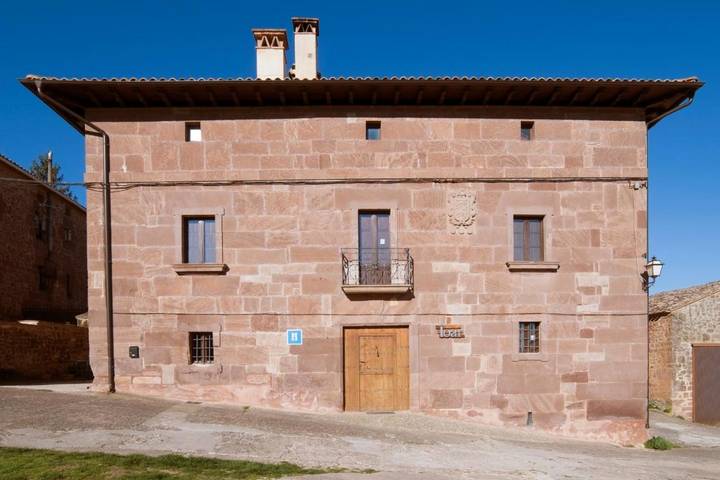 Casa rural para 4 personas, con Terraza además de Jardín y Vistas en Tierra Estella