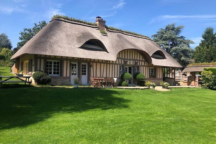 Location de vacances pour 5 personnes, avec jardin à Saint-Pierre-le-Vieux