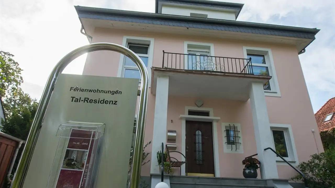 Entire holiday apartment, Holiday apartment for 2 people with terrace in Bad Salzuflen, Kreis Lippe