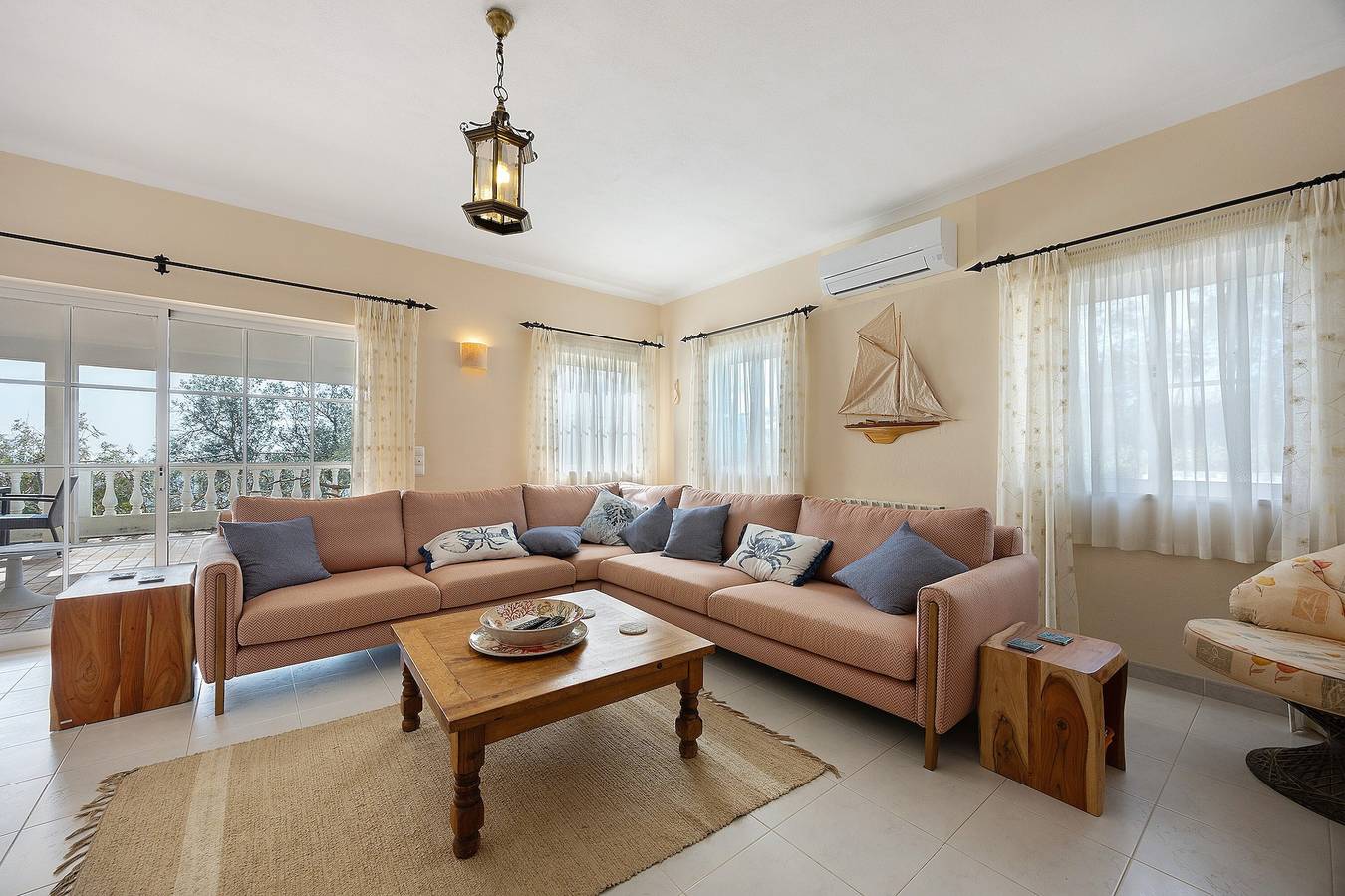 Villa 'Monte Lemos 35' with Sea View, Wi-Fi and Air Conditioning in Praia da Luz, Faro District
