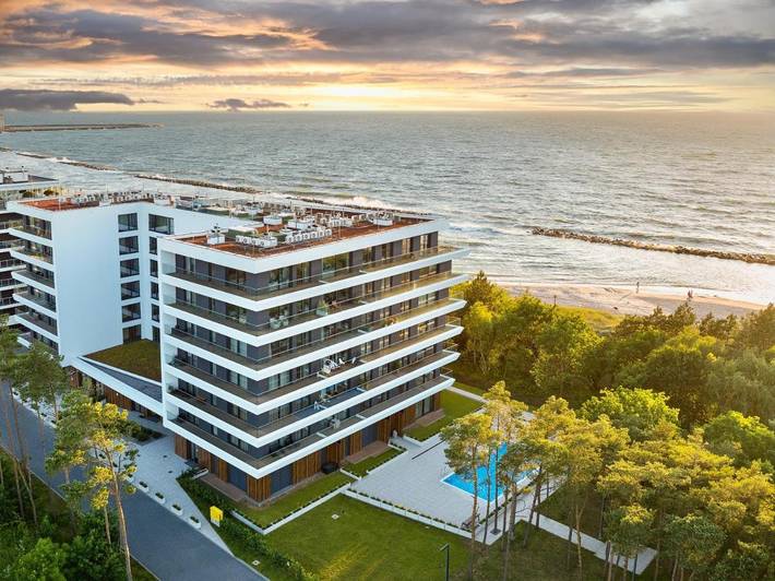 Apartament wakacyjny dla 5 osób, z Balkon i Taras oraz Ogród i Basen w Darłowo
